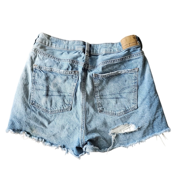 American Eagle Blue Denim Mom Style High Rise Jean Shorts Size 4 - Picture 3 of 5